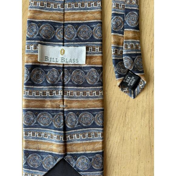 VTG 80s 90s Bill Blass Silk Tie Ivy League Blue Tan Classic Geometric Pattern - Picture 6 of 8